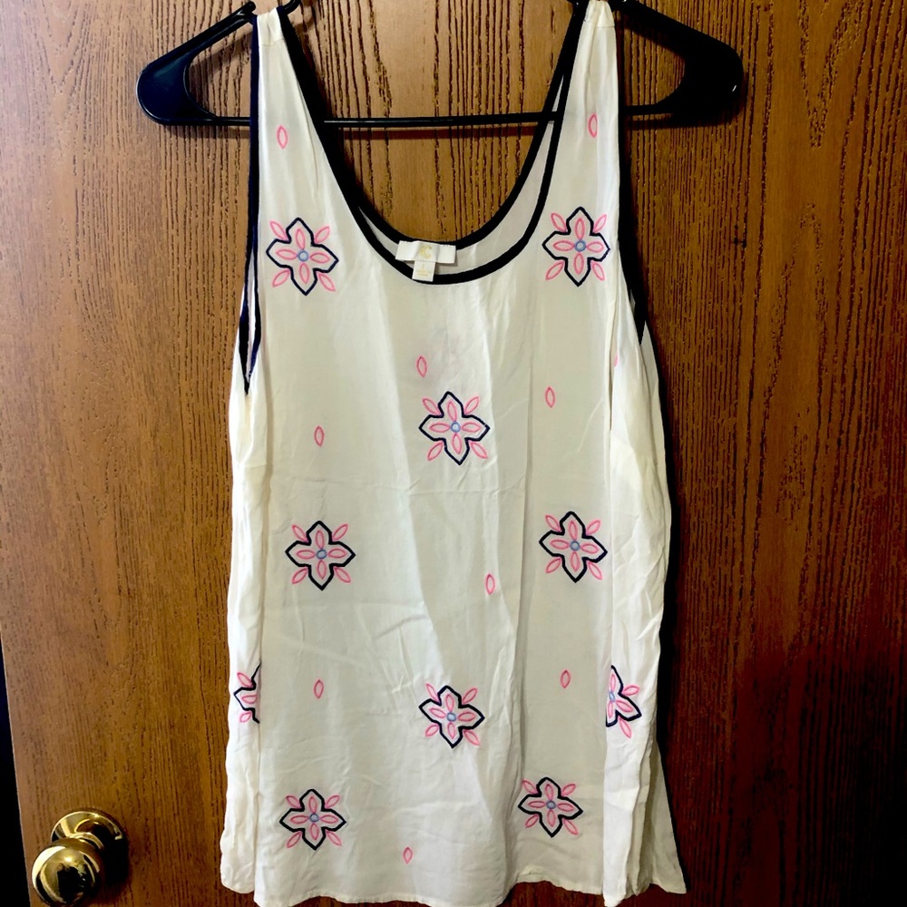 White tank